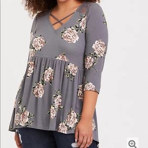 SUPER SOFT GREY FLORAL CRISSCROSS BABYDOLL TOP
